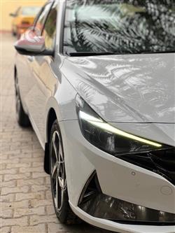 هیۆندای ئەلەنترا